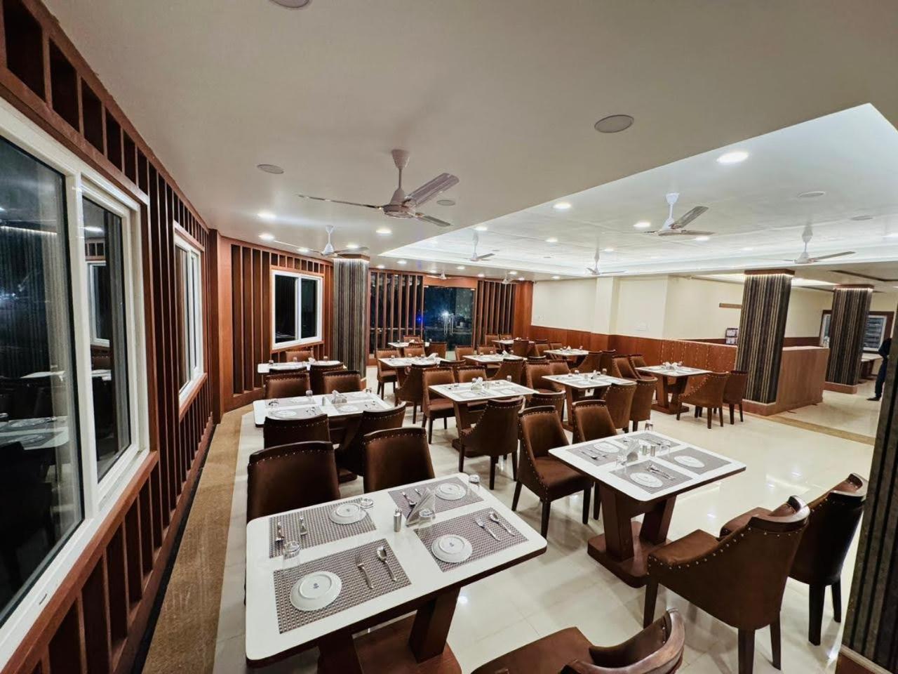 Jhumar Resort And Restaurant Netarhat Bagian luar foto