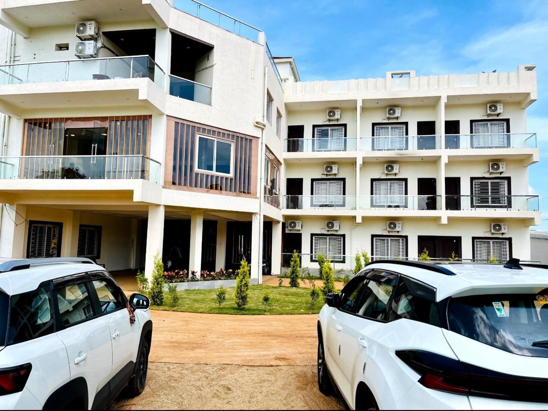 Jhumar Resort And Restaurant Netarhat Bagian luar foto